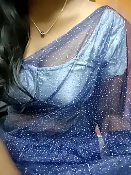 Snapshot of Tamilmallu-duskygirl03 chatting on January 11, 2026, 5:47 am Tamilmallu-duskygirl03 online show from January 11, 2026, 5:47 am