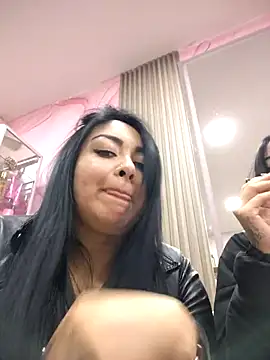 Snapshot of Victoria_Jonhss chatting on October 27, 2025, 11:27 pm Victoria Jonhss online show from October 27, 2025, 11:27 pm