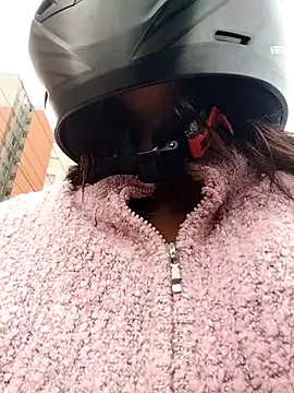Mariana 21xx online show from October 17, 2025, 12:07 pm