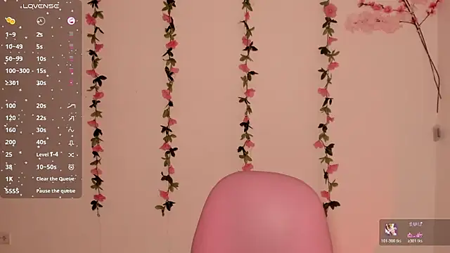 Snapshot of Ashleyroys_111 chatting on March 18, 2026, 6:20 pm Ashleyroys 111 online show from March 18, 2026, 6:20 pm