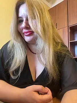 Passion-Blondy online show from May 19, 2026, 9:16 am