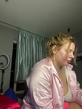 Passion-Blondy online show from May 15, 2026, 7:23 pm