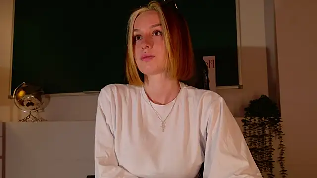 ClaireMathis online show from July 25, 2026, 2:56 pm