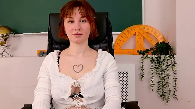 ClaireMathis online show from January 18, 2026, 3:15 pm