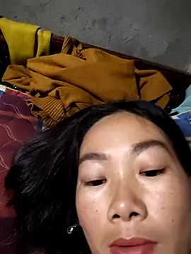 gio-thu online show from April 5, 2026, 2:57 pm