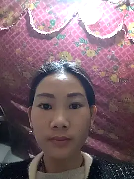 gio-thu online show from February 9, 2026, 4:49 pm