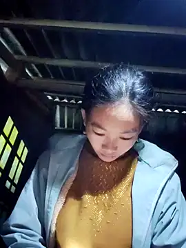 Snapshot of gio-thu chatting on November 26, 2025, 12:43 am gio-thu online show from November 26, 2025, 12:43 am