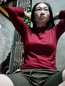 gio-thu online show from April 9, 2026, 12:44 pm