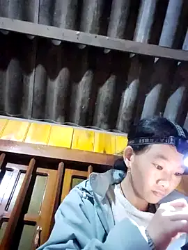 Snapshot of gio-thu chatting on November 18, 2025, 6:11 pm gio-thu online show from November 18, 2025, 6:11 pm