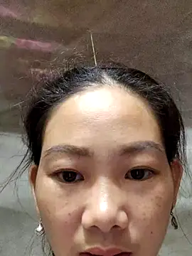 Snapshot of gio-thu chatting on July 12, 2026, 1:45 pm gio-thu online show from July 12, 2026, 1:45 pm
