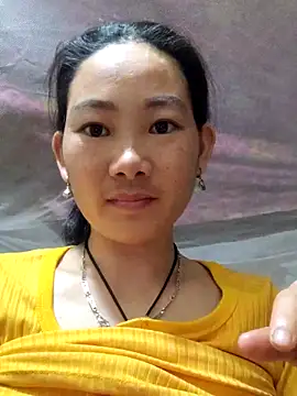 Snapshot of gio-thu chatting on April 18, 2026, 11:56 am gio-thu online show from April 18, 2026, 11:56 am