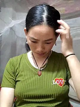 Snapshot of gio-thu chatting on April 19, 2026, 2:18 pm gio-thu online show from April 19, 2026, 2:18 pm