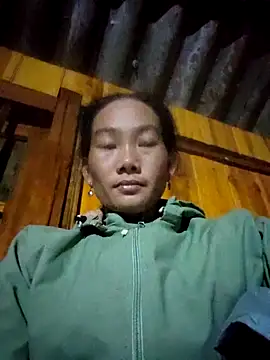 Snapshot of gio-thu chatting on October 24, 2025, 2:16 pm gio-thu online show from October 24, 2025, 2:16 pm