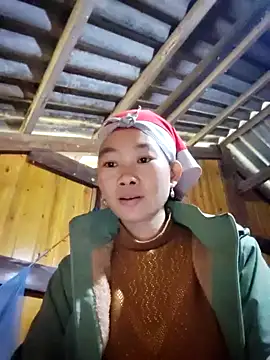 Snapshot of gio-thu chatting on December 4, 2025, 4:33 am gio-thu online show from December 4, 2025, 4:33 am