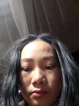 gio-thu online show from February 8, 2026, 2:48 pm