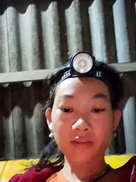 Snapshot of gio-thu chatting on December 14, 2025, 8:58 pm gio-thu online show from December 14, 2025, 8:58 pm