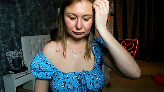 Snapshot of scent__of_woman chatting on November 5, 2025, 1:42 am scent of woman online show from November 5, 2025, 1:42 am