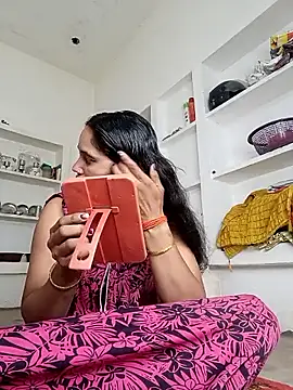 Snapshot of Cuty_tanya chatting on April 9, 2026, 7:36 am Cuty tanya online show from April 9, 2026, 7:36 am