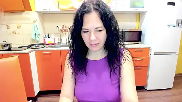 Snapshot of Victoria_Panther chatting on December 15, 2025, 2:17 am Victoria Panther online show from December 15, 2025, 2:17 am