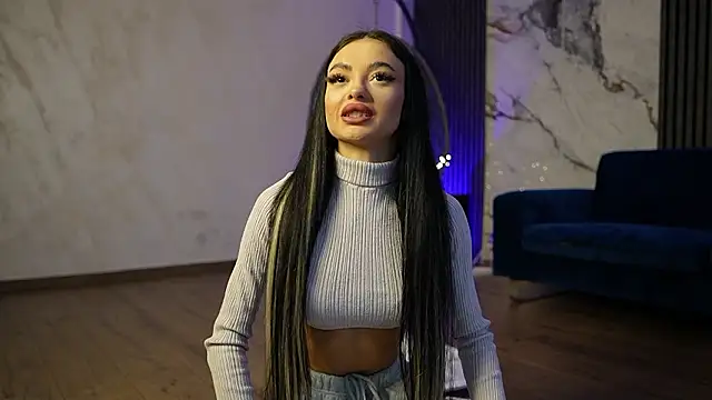 RachelRavee online show from March 29, 2026, 4:36 am