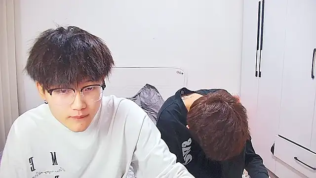 Snapshot of KK-cuteboy chatting on June 17, 2026, 12:15 pm KK-cuteboy online show from June 17, 2026, 12:15 pm