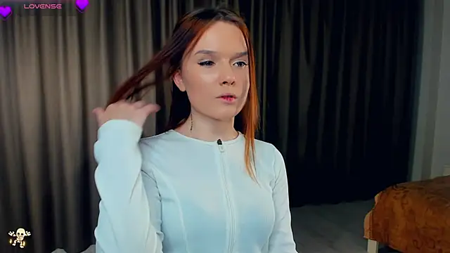 Snapshot of RonnieSchmertz chatting on November 7, 2025, 5:28 pm RonnieSchmertz online show from November 7, 2025, 5:28 pm