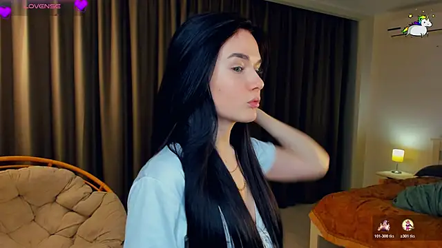 Snapshot of RonnieSchmertz chatting on November 17, 2025, 4:22 pm RonnieSchmertz online show from November 17, 2025, 4:22 pm