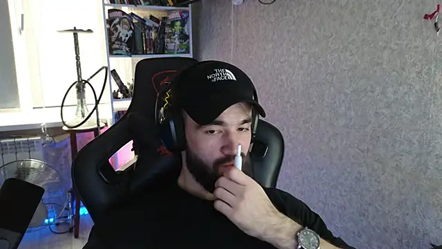 Snapshot of Nik_Namee chatting on December 2, 2025, 9:22 am Nik Namee online show from December 2, 2025, 9:22 am