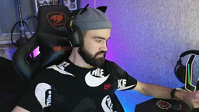 Snapshot of Nik_Namee chatting on November 1, 2025, 3:35 am Nik Namee online show from November 1, 2025, 3:35 am