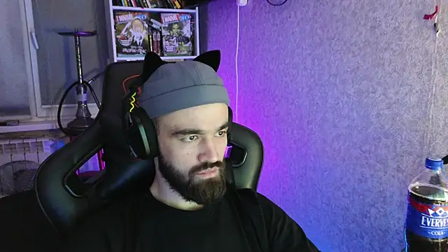 Snapshot of Nik_Namee chatting on October 22, 2025, 4:28 pm Nik Namee online show from October 22, 2025, 4:28 pm