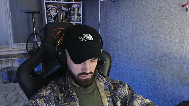 Snapshot of Nik_Namee chatting on December 16, 2025, 5:17 pm Nik Namee online show from December 16, 2025, 5:17 pm