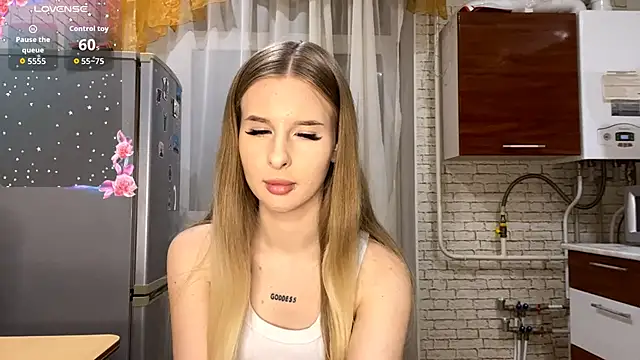 Snapshot of RosalindSherlock chatting on October 24, 2025, 8:19 pm RosalindSherlock online show from October 24, 2025, 8:19 pm