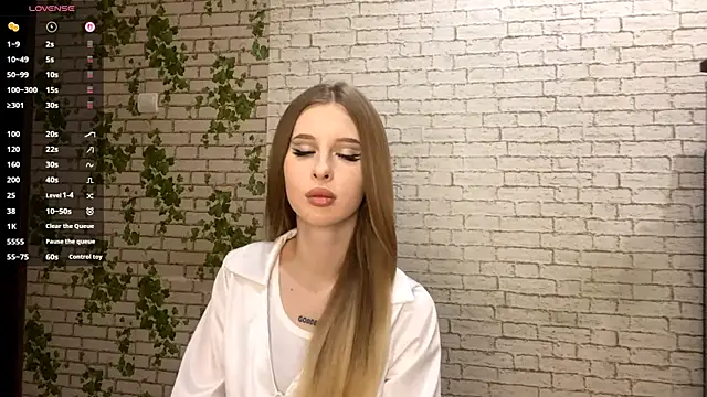 Snapshot of RosalindSherlock chatting on October 30, 2025, 8:28 pm RosalindSherlock online show from October 30, 2025, 8:28 pm