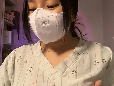 Snapshot of BeChinh_Lee chatting on June 22, 2026, 5:21 pm BeChinh Lee online show from June 22, 2026, 5:21 pm