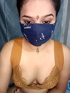 Snapshot of CUTE-567 chatting on November 9, 2025, 8:29 am CUTE-567 online show from November 9, 2025, 8:29 am