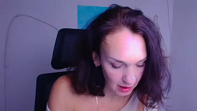 Rosie Rosee online show from January 18, 2026, 12:41 pm