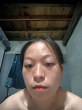 Snapshot of Zerin_nova chatting on October 14, 2025, 1:34 pm Zerin nova online show from October 14, 2025, 1:34 pm