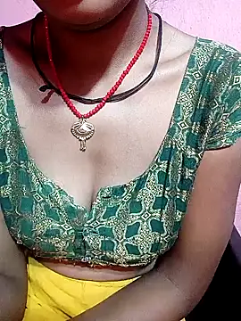 Snapshot of Royal_Shona chatting on February 24, 2026, 10:32 pm Royal Shona online show from February 24, 2026, 10:32 pm