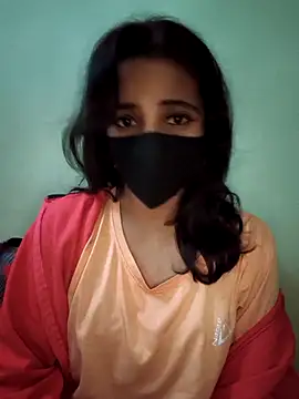 Snapshot of Royal_Shona chatting on December 4, 2025, 5:45 pm Royal Shona online show from December 4, 2025, 5:45 pm