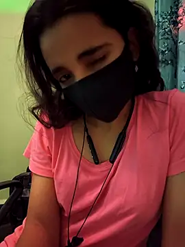 Snapshot of Royal_Shona chatting on October 20, 2025, 7:14 pm Royal Shona online show from October 20, 2025, 7:14 pm