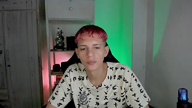 tylernova online show from December 14, 2025, 1:01 am