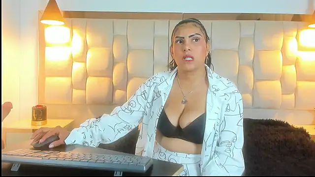 Barbbara sweett online show from November 15, 2025, 7:29 pm