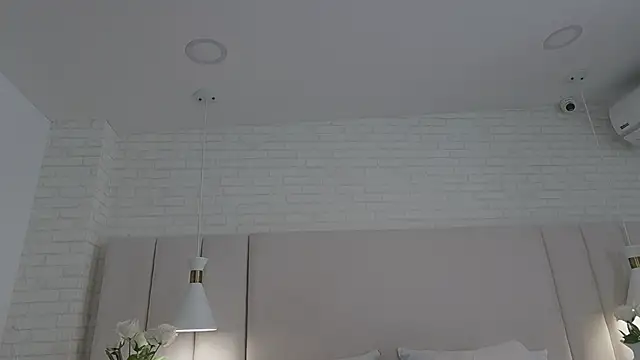 nina gb online show from February 9, 2026, 3:43 pm