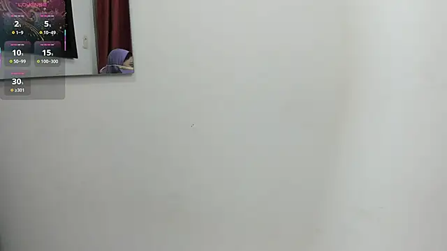 Snapshot of Juliettaa- chatting on October 9, 2025, 10:10 pm Juliettaa- online show from October 9, 2025, 10:10 pm
