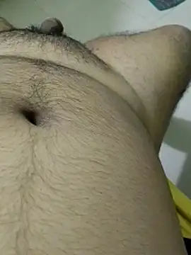 MoonQxX online show from February 24, 2026, 7:59 pm