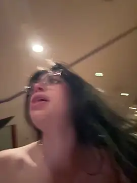 majo gallego online show from April 22, 2026, 3:57 am