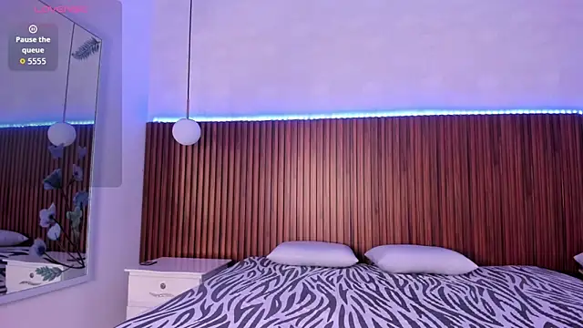 Foxy Kylie online show from February 20, 2026, 8:00 pm