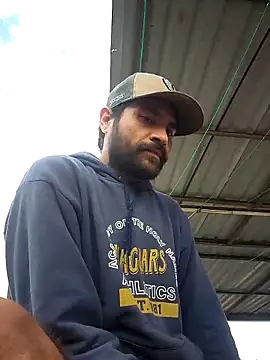 Snapshot of Nateskp_1 chatting on October 21, 2025, 9:47 pm Nateskp 1 online show from October 21, 2025, 9:47 pm