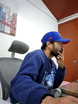 Snapshot of Nateskp_1 chatting on October 15, 2025, 9:45 pm Nateskp 1 online show from October 15, 2025, 9:45 pm