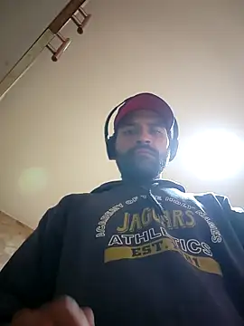 Snapshot of Nateskp_1 chatting on October 14, 2025, 9:25 pm Nateskp 1 online show from October 14, 2025, 9:25 pm